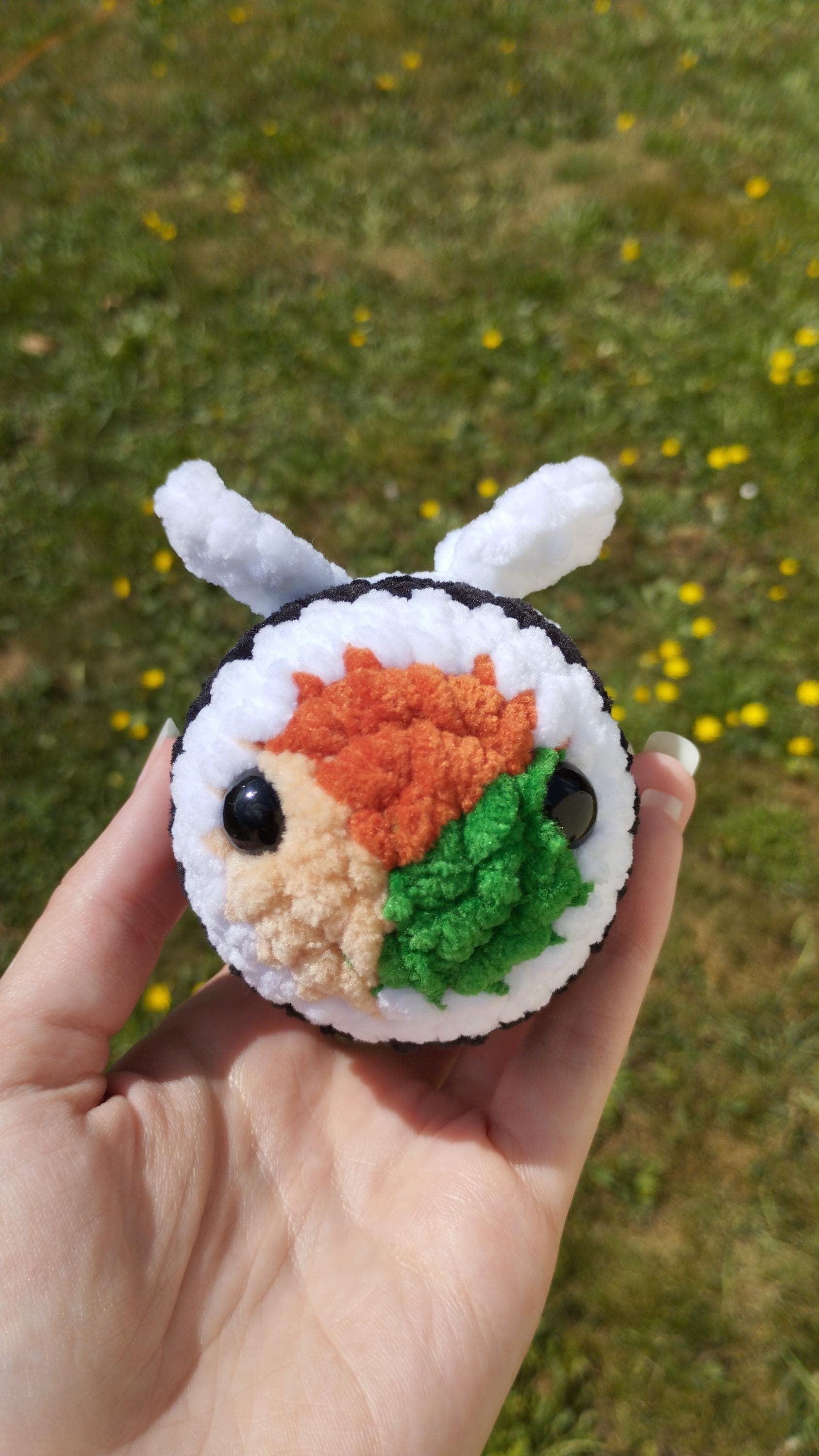 Peluche abeille maki au crochet