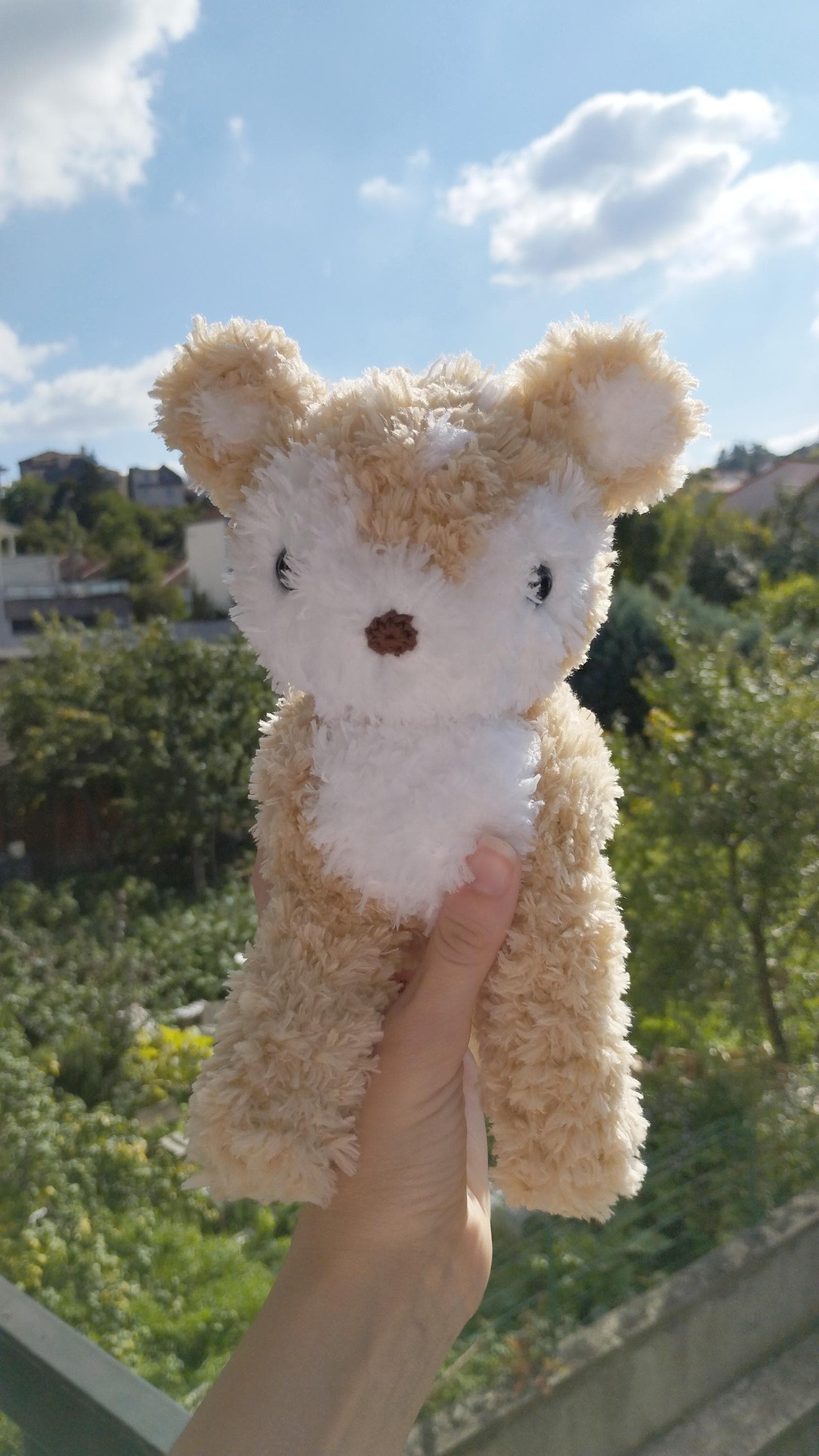 Peluche faon fluffy au crochet