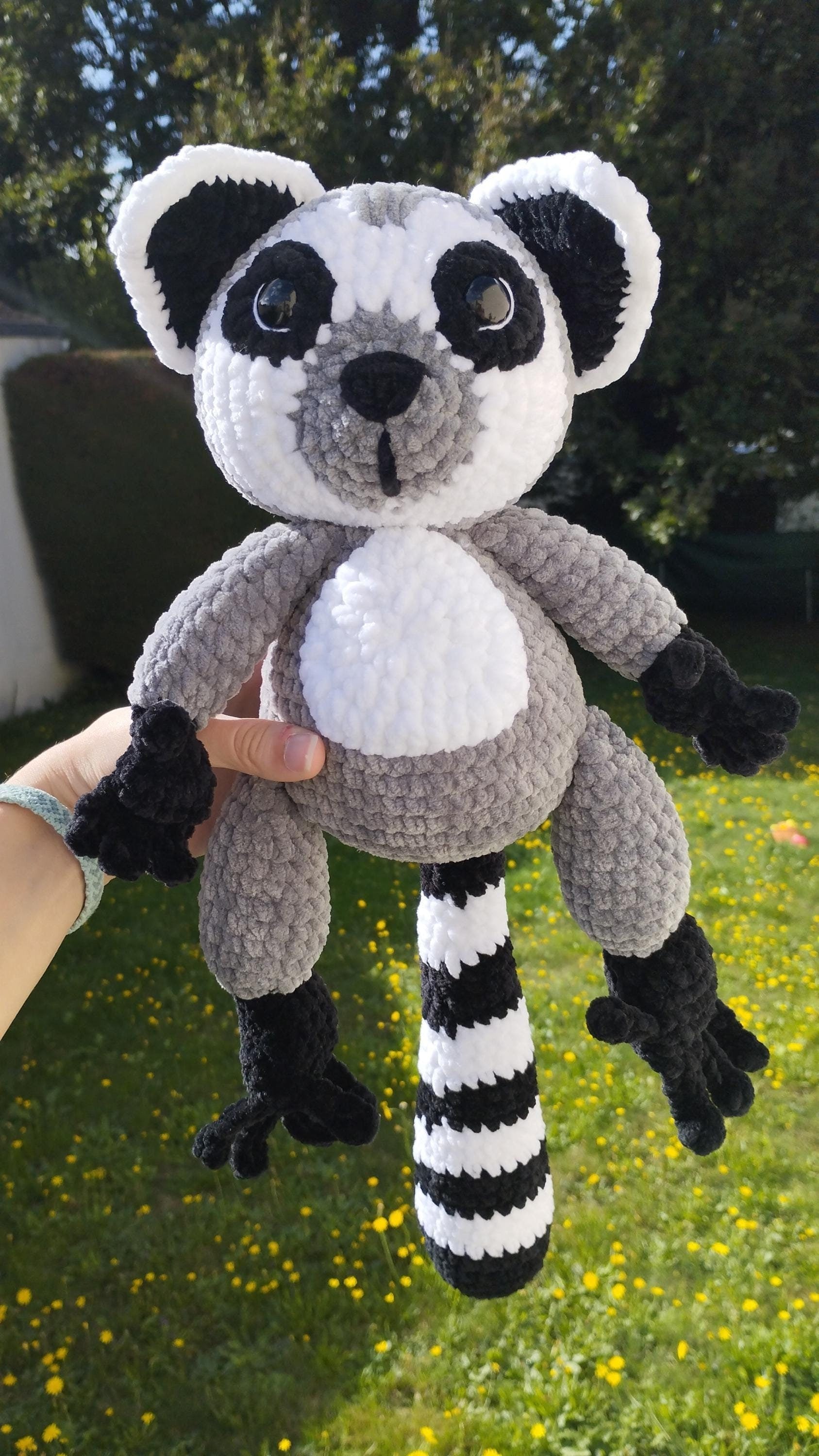 Peluche lémurien au crochet