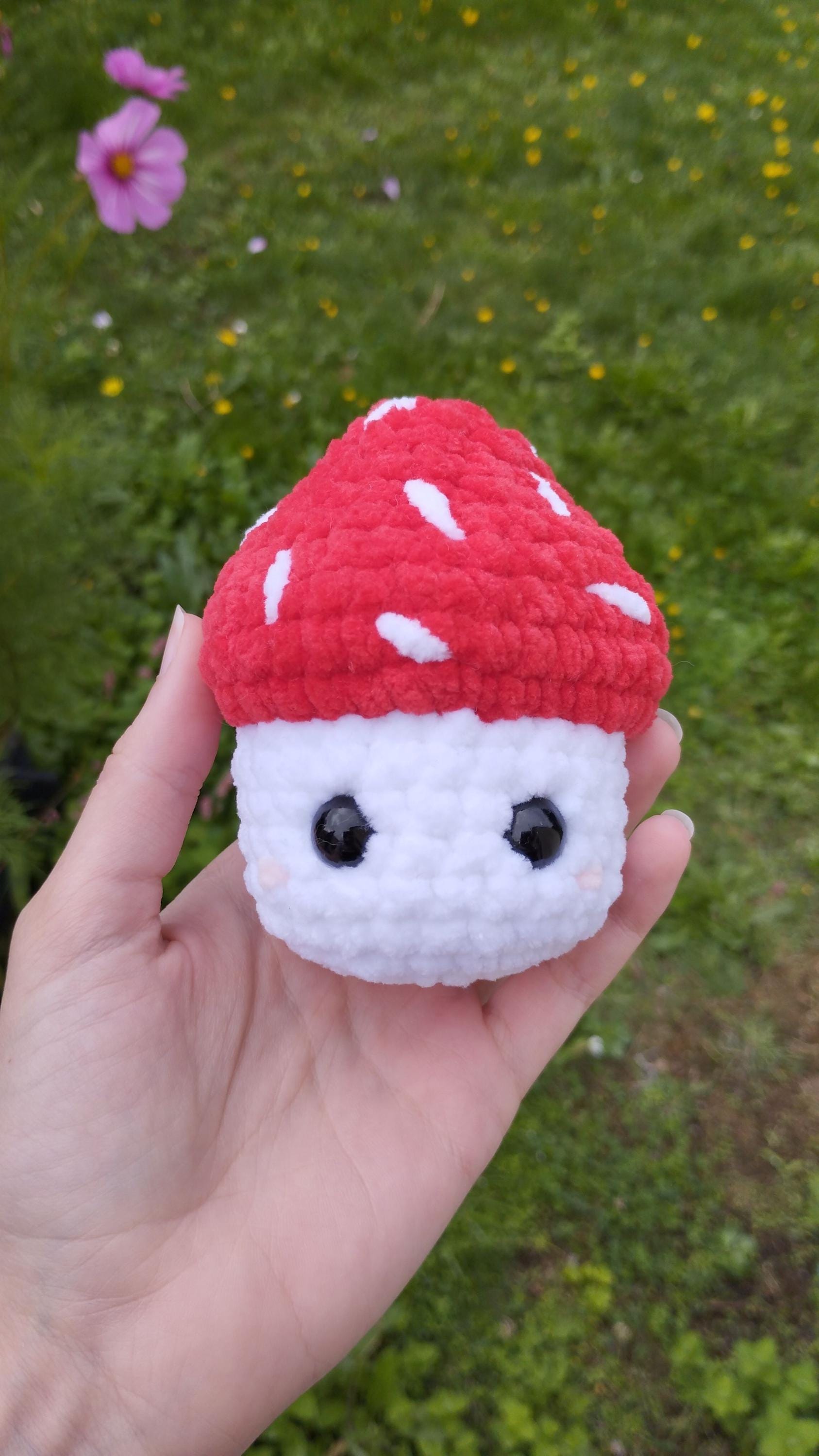 Peluche champignon au crochet