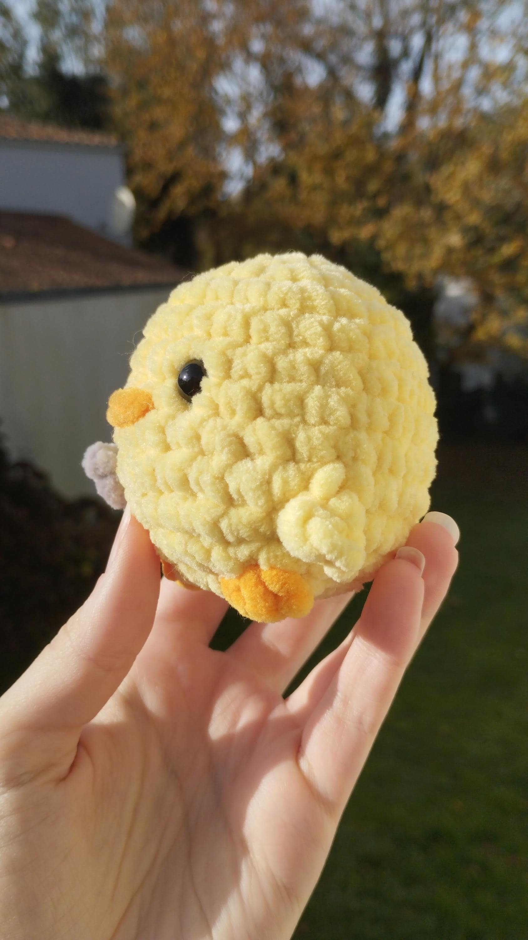 Peluche canard avec son couteau au crochet