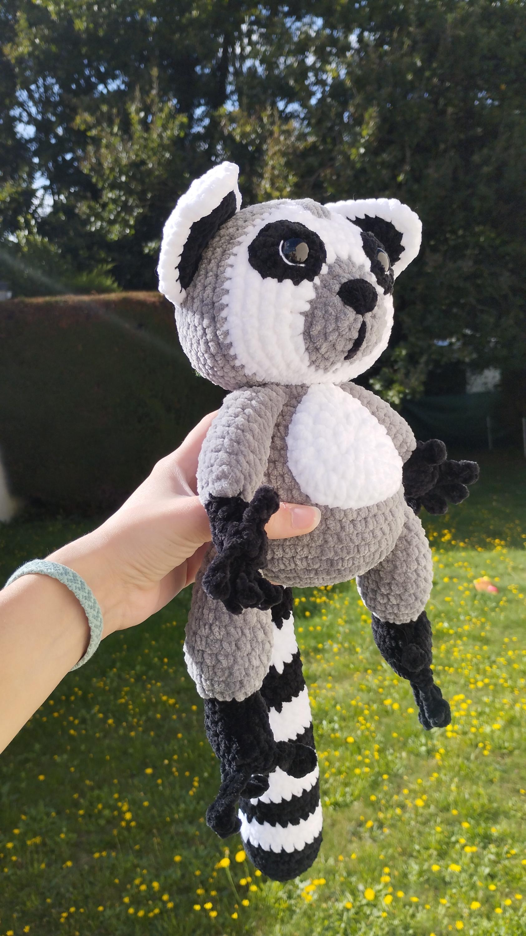 Peluche lémurien au crochet