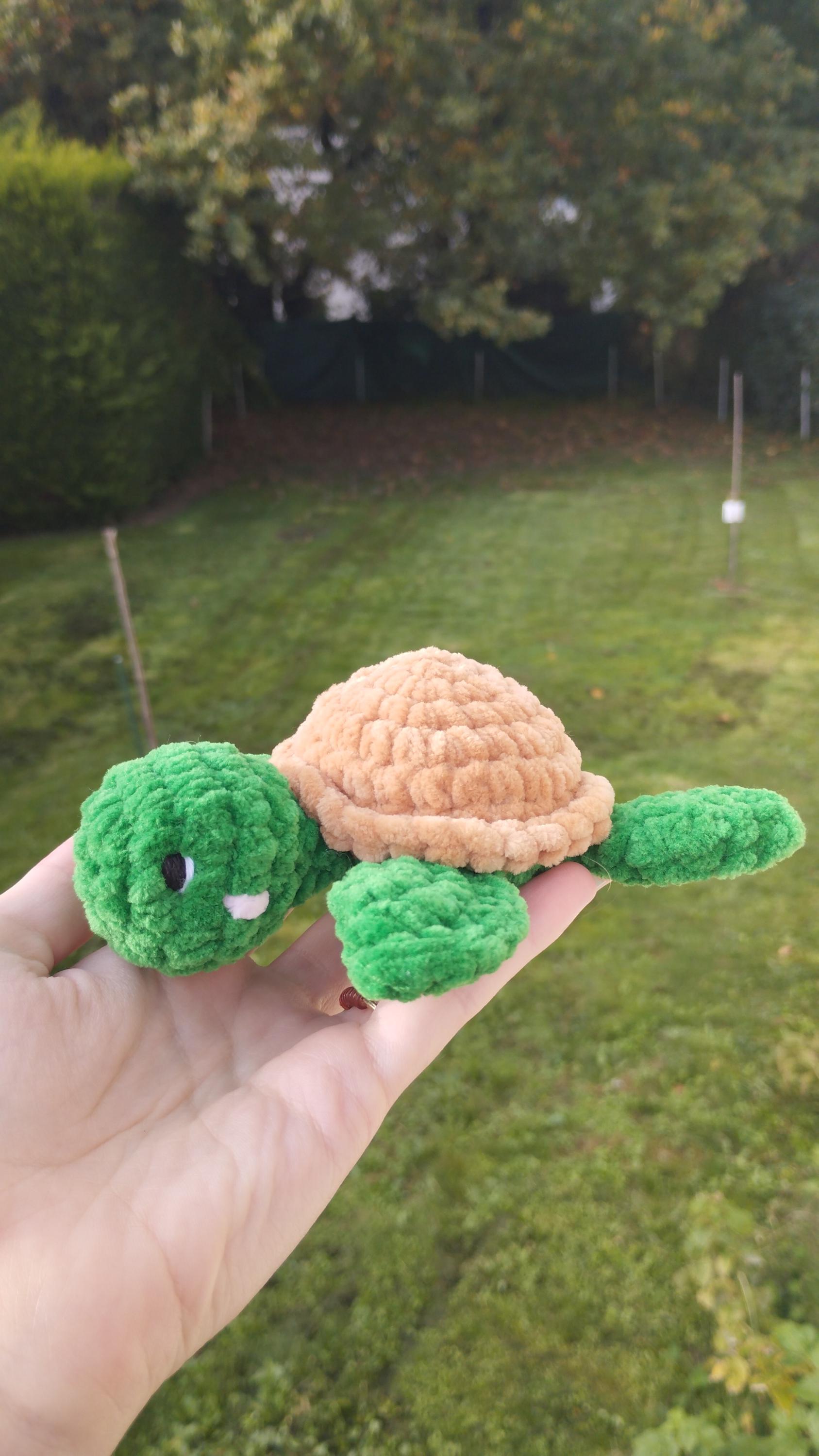 Peluche tortue personnalisable au crochet