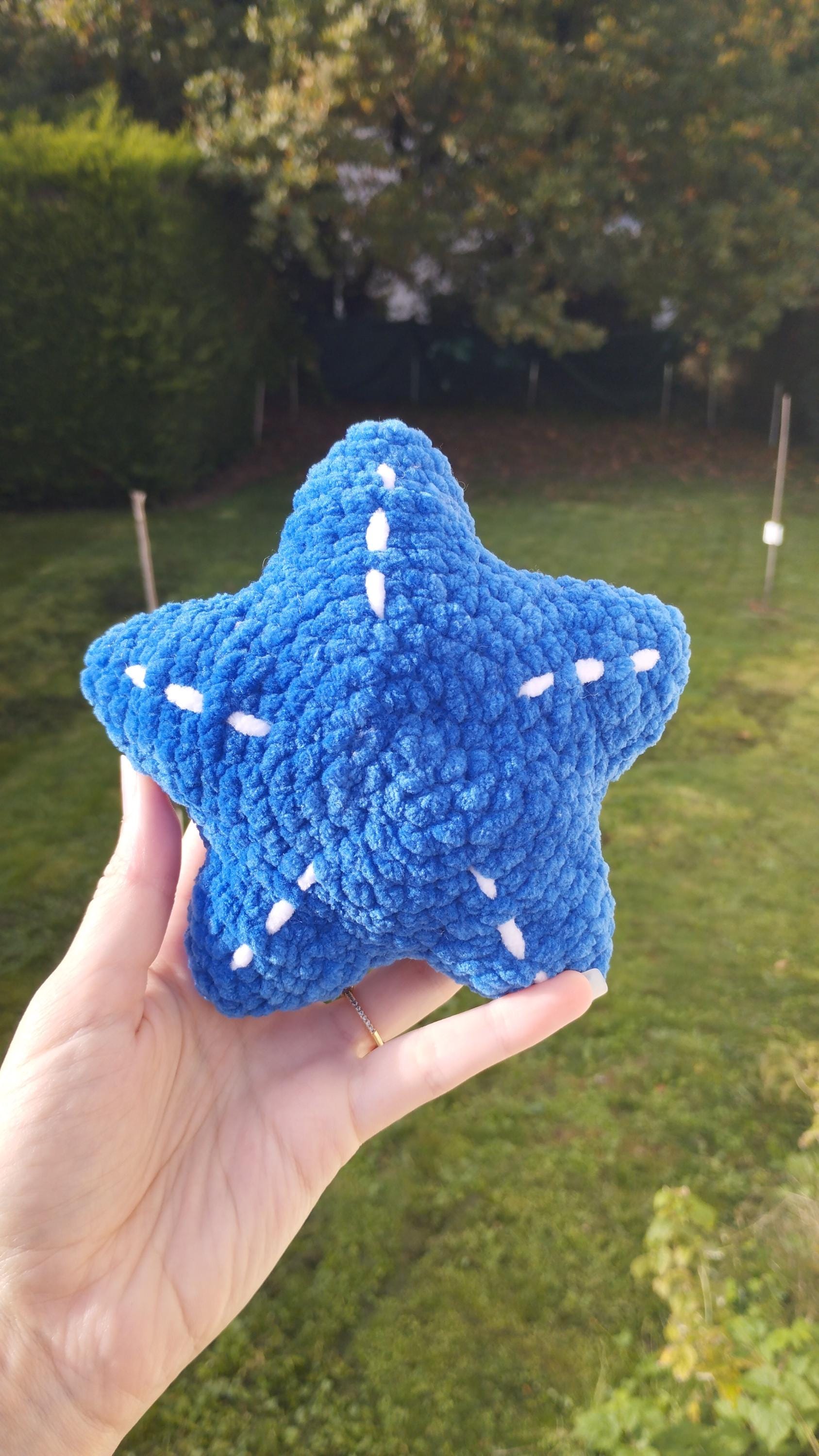 Peluche étoile de mer personnalisable au crochet