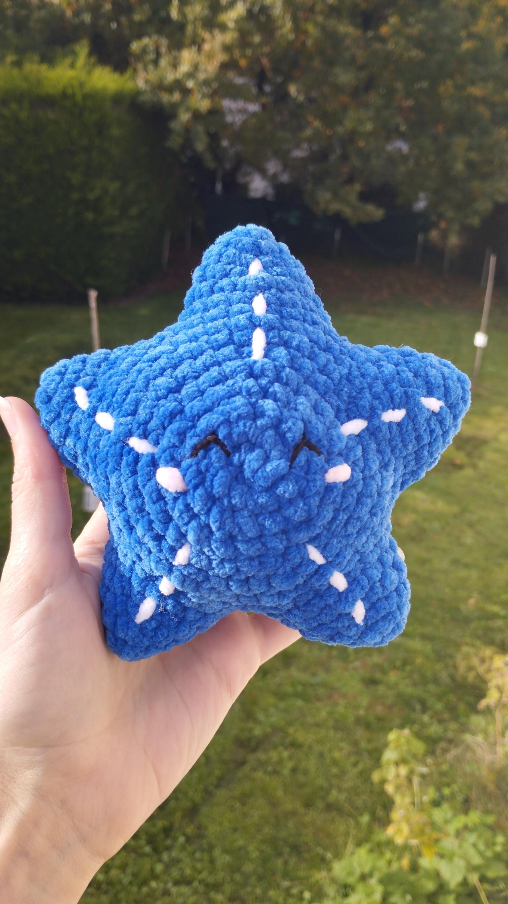 Peluche étoile de mer personnalisable au crochet