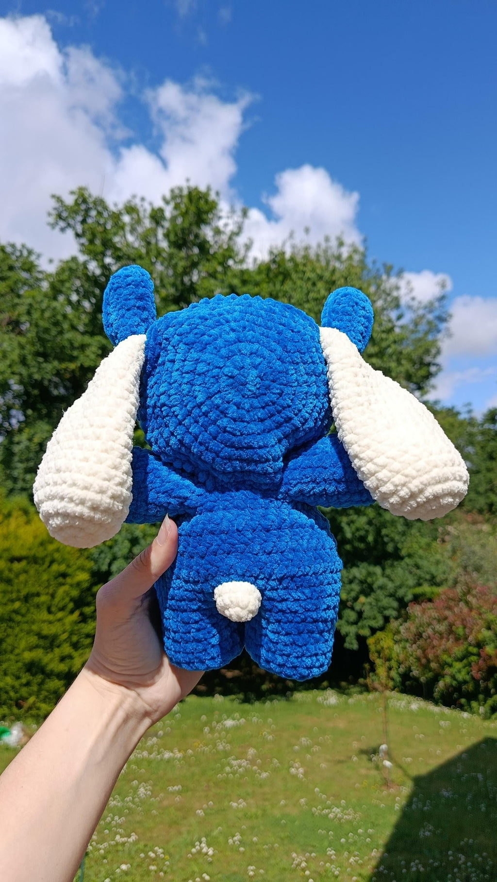 Peluche lapin avec son pyjama personnalisable au crochet