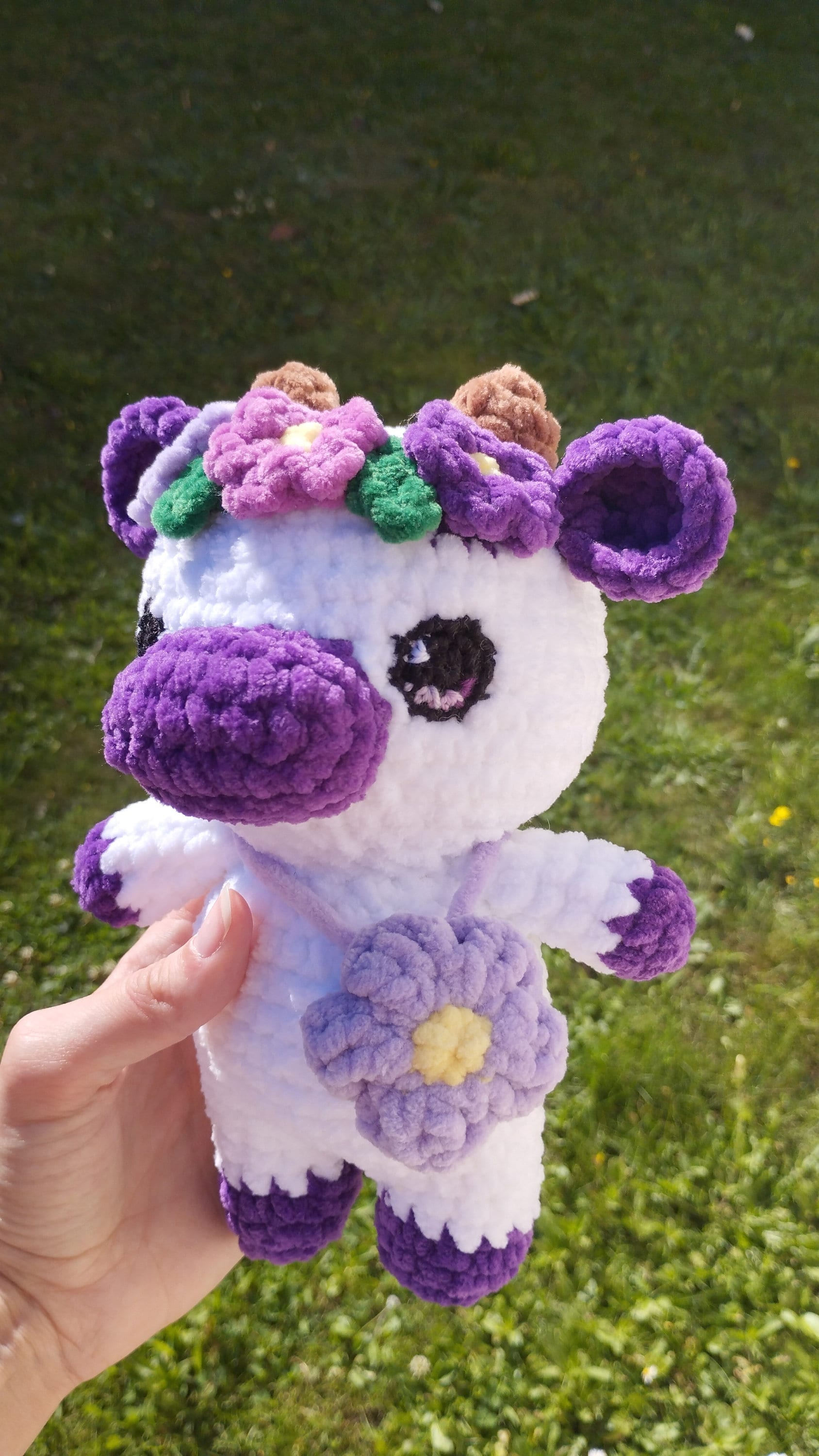 Peluche vache fleurs au crochet