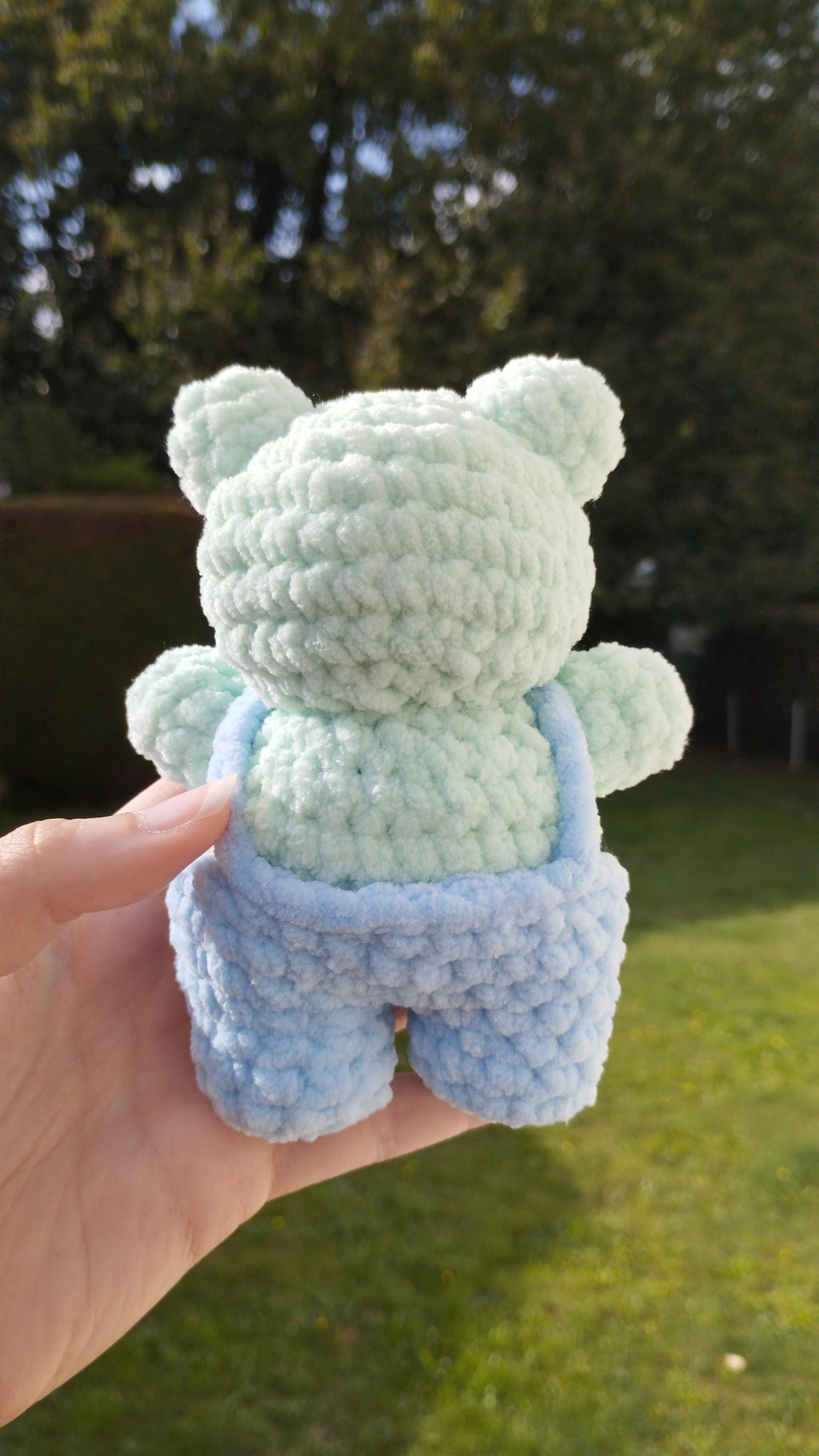 Peluche grenouille au crochet