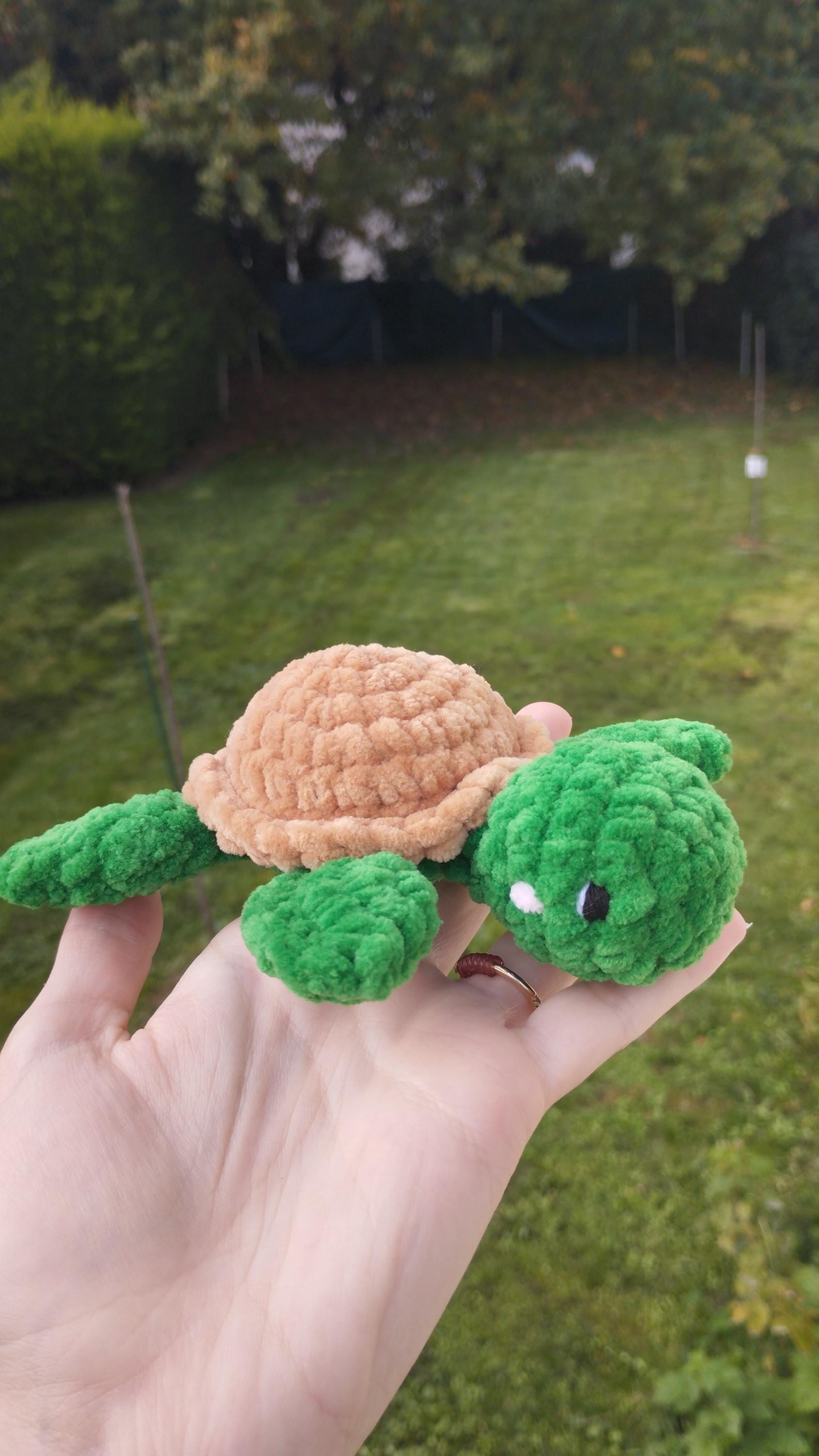 Peluche tortue personnalisable au crochet