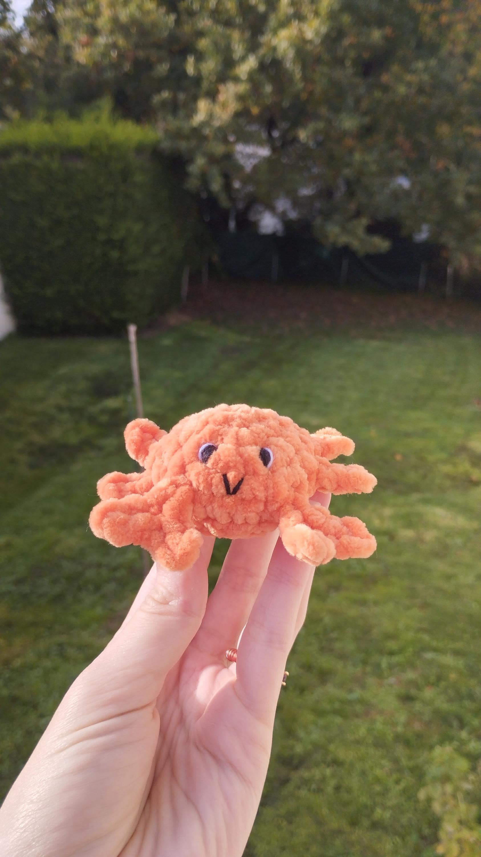 Peluche crabe au crochet