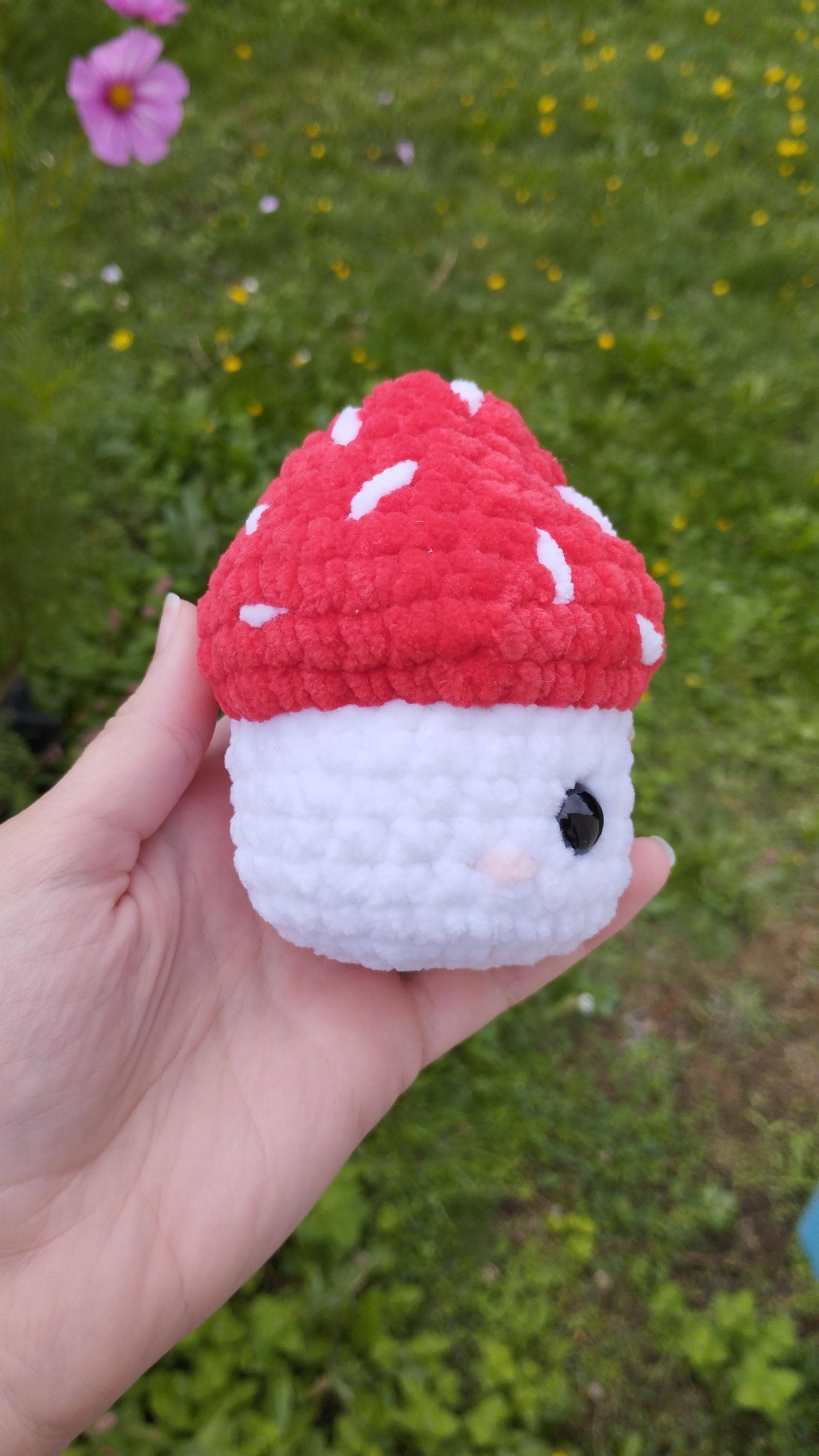Peluche champignon au crochet